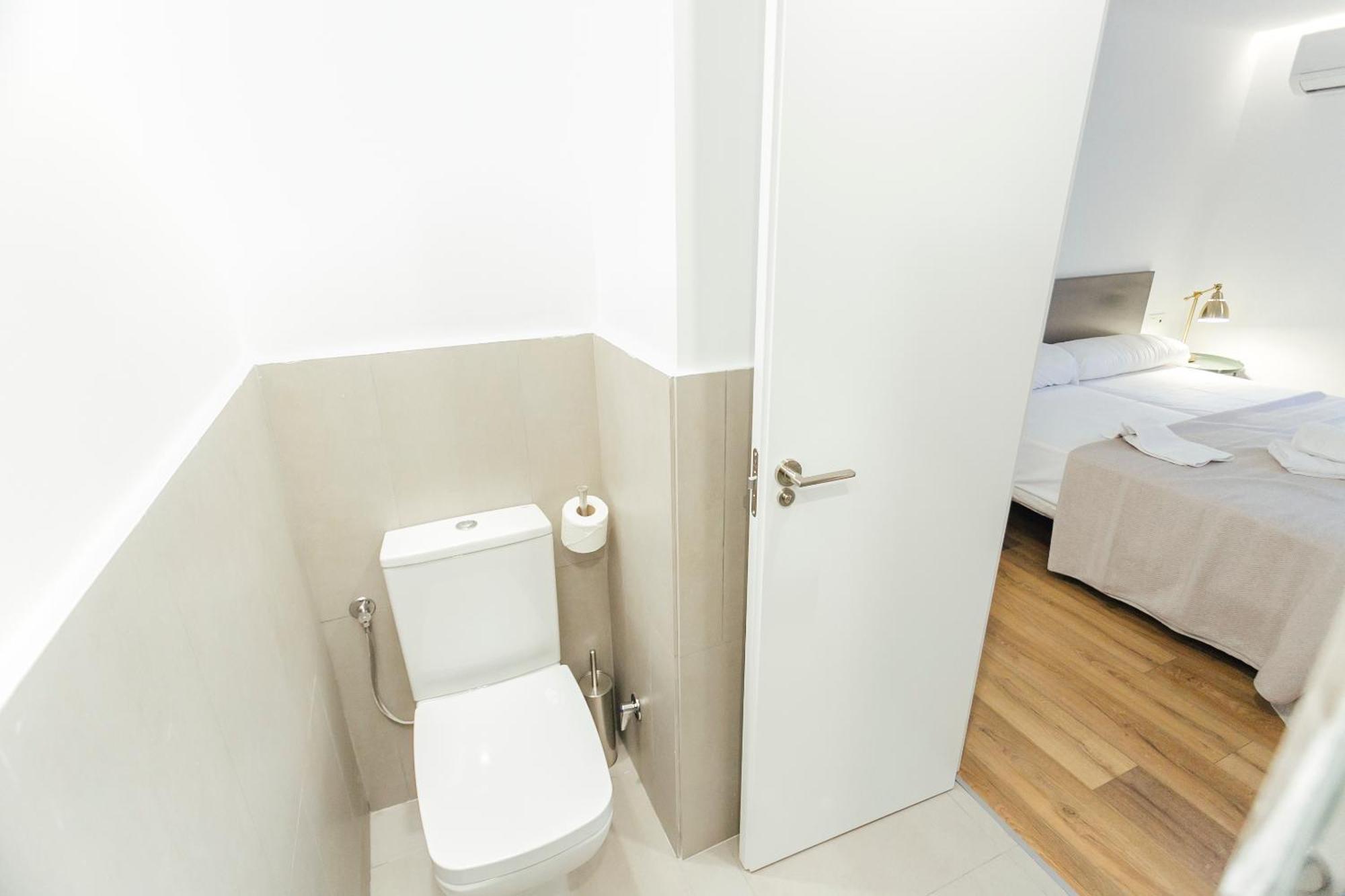 Appartement Decorated And Renovated- 2bd 2bth- Center